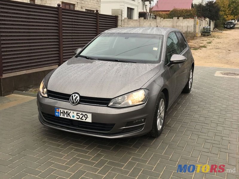 2014' Volkswagen Golf photo #5