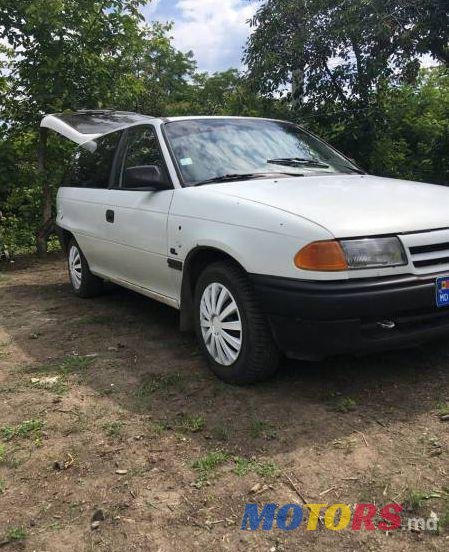 1992' Opel Astra photo #1