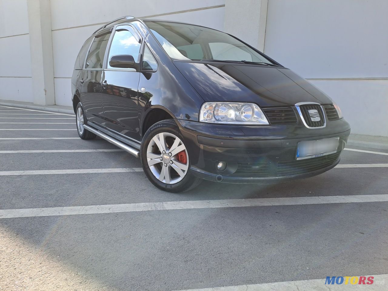 2008' SEAT Alhambra photo #4