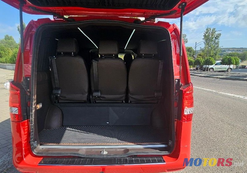 2014' Mercedes-Benz Vito photo #2