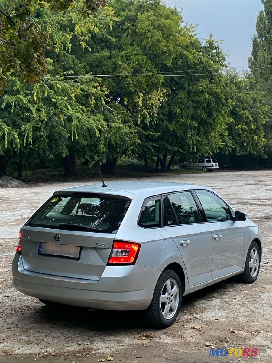 2016' Skoda Fabia photo #6