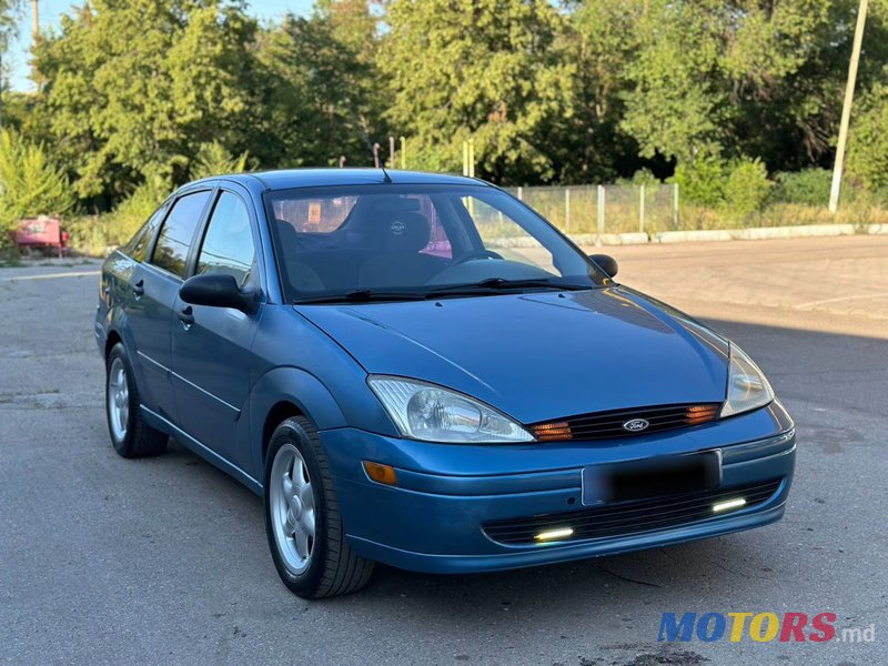 2000' Ford Focus photo #1