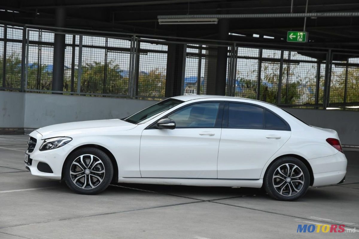 2016' Mercedes-Benz C-Class photo #2