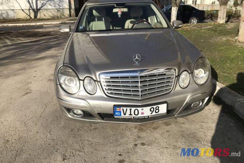 2006' Mercedes-Benz E photo #1