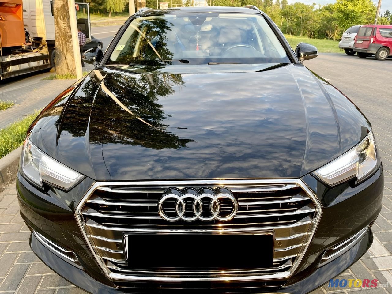 2018' Audi A4 photo #2