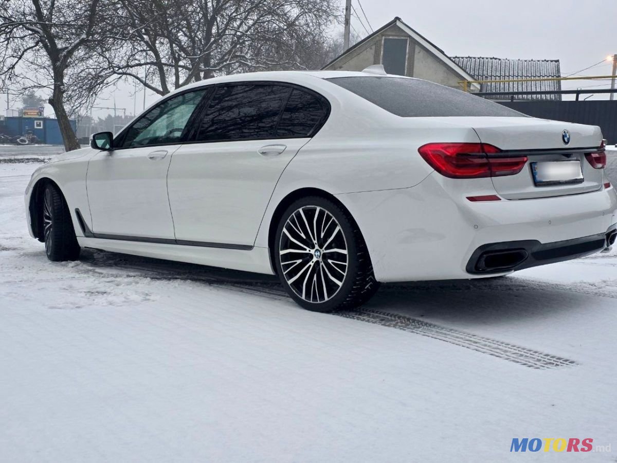 2018' BMW 7 Series photo #4