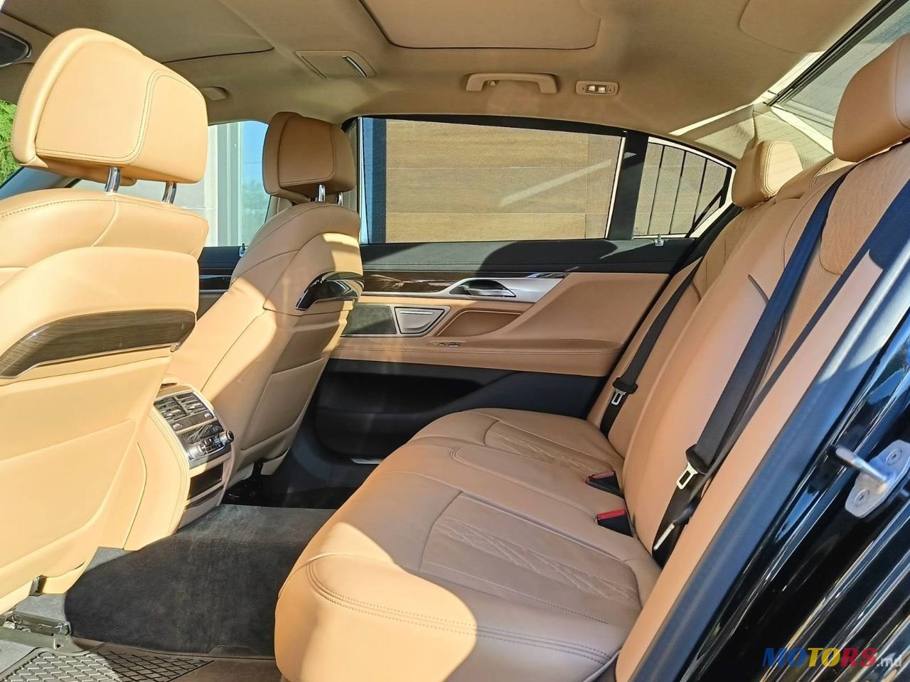 2022' BMW 7 Series photo #5