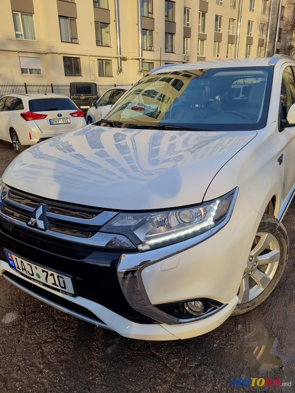 2016' Mitsubishi Outlander photo #4