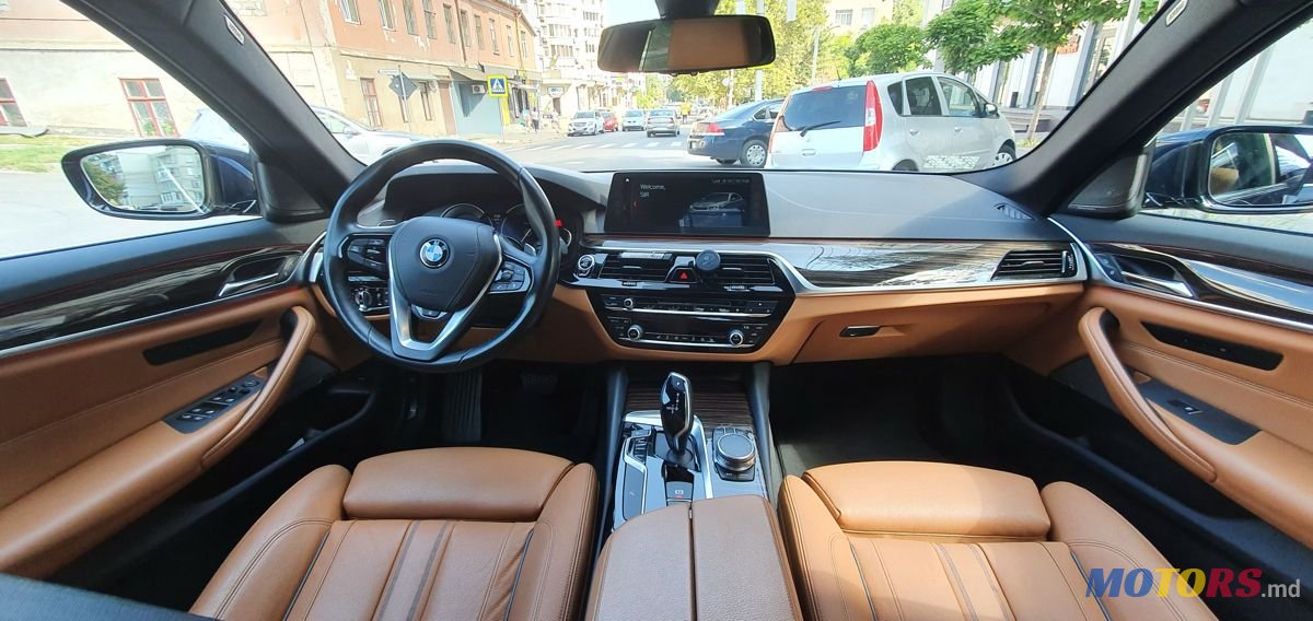 2017' BMW 5 Series photo #3