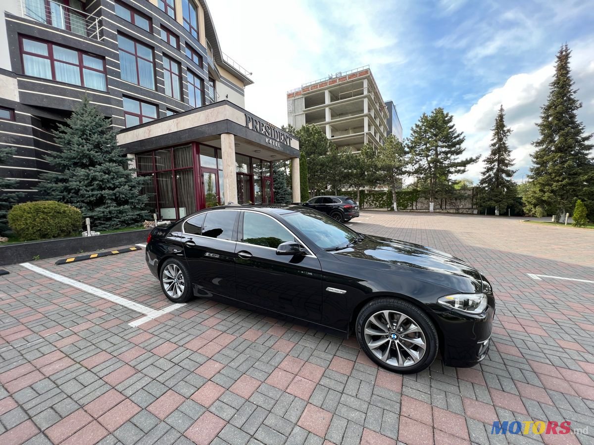2015' BMW 5 Series photo #5