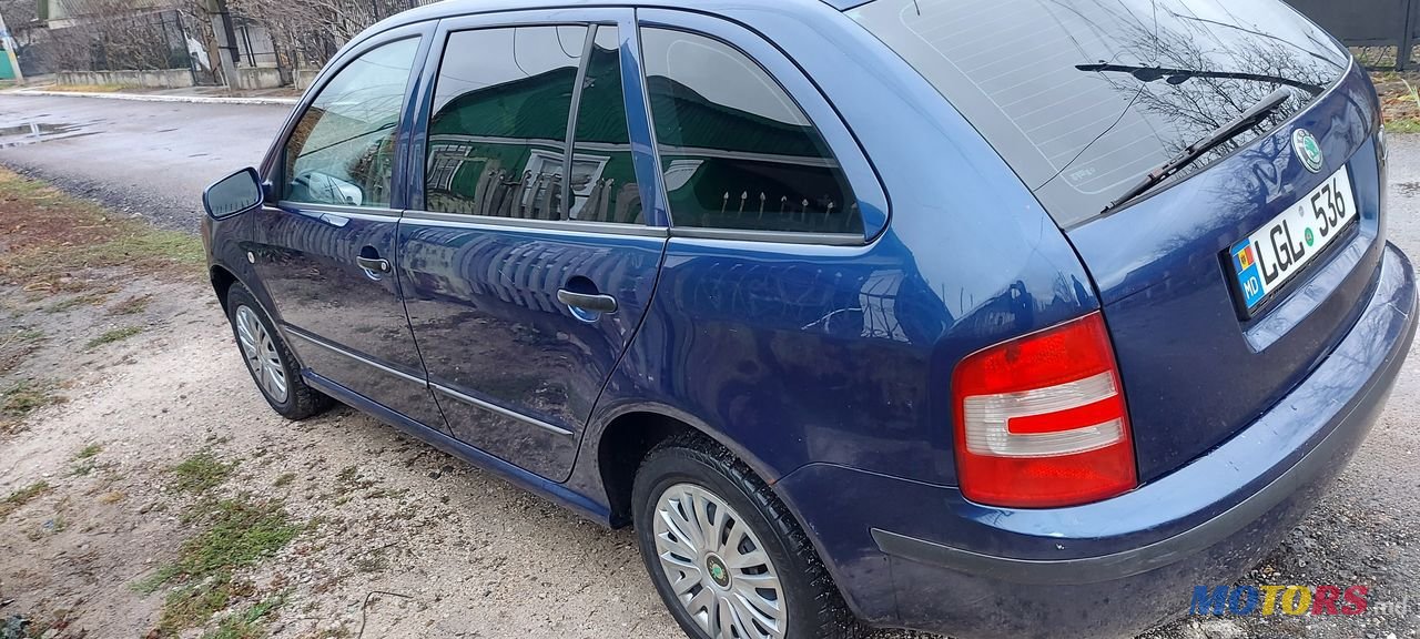 2005' Skoda Fabia photo #4