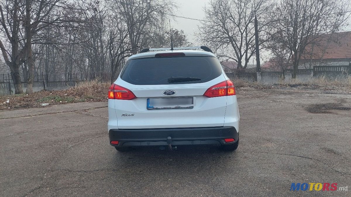 2016' Ford Focus photo #6