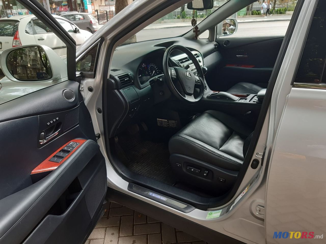 2011' Lexus Rx Series photo #6