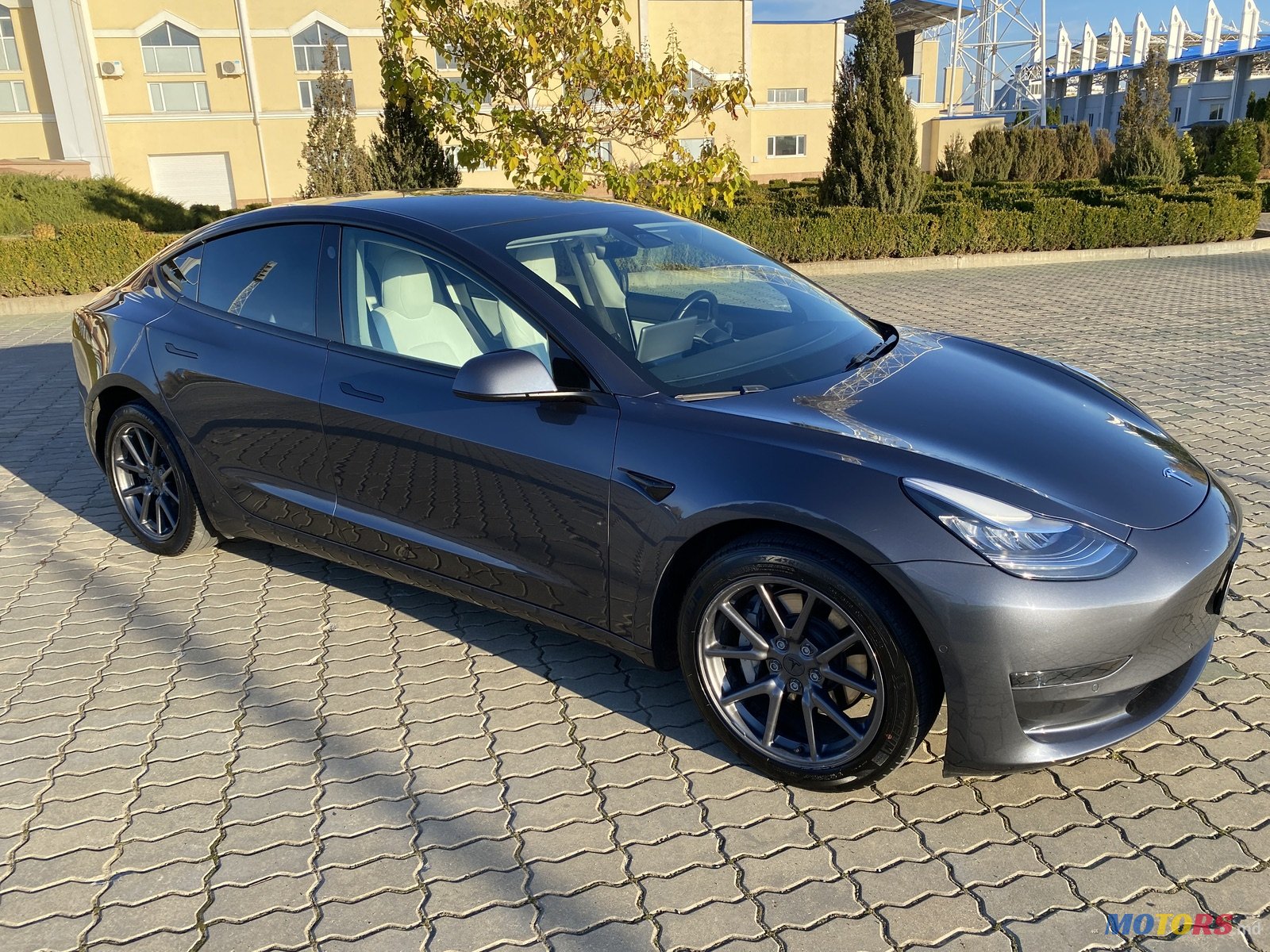 2019' Tesla Model 3 photo #2
