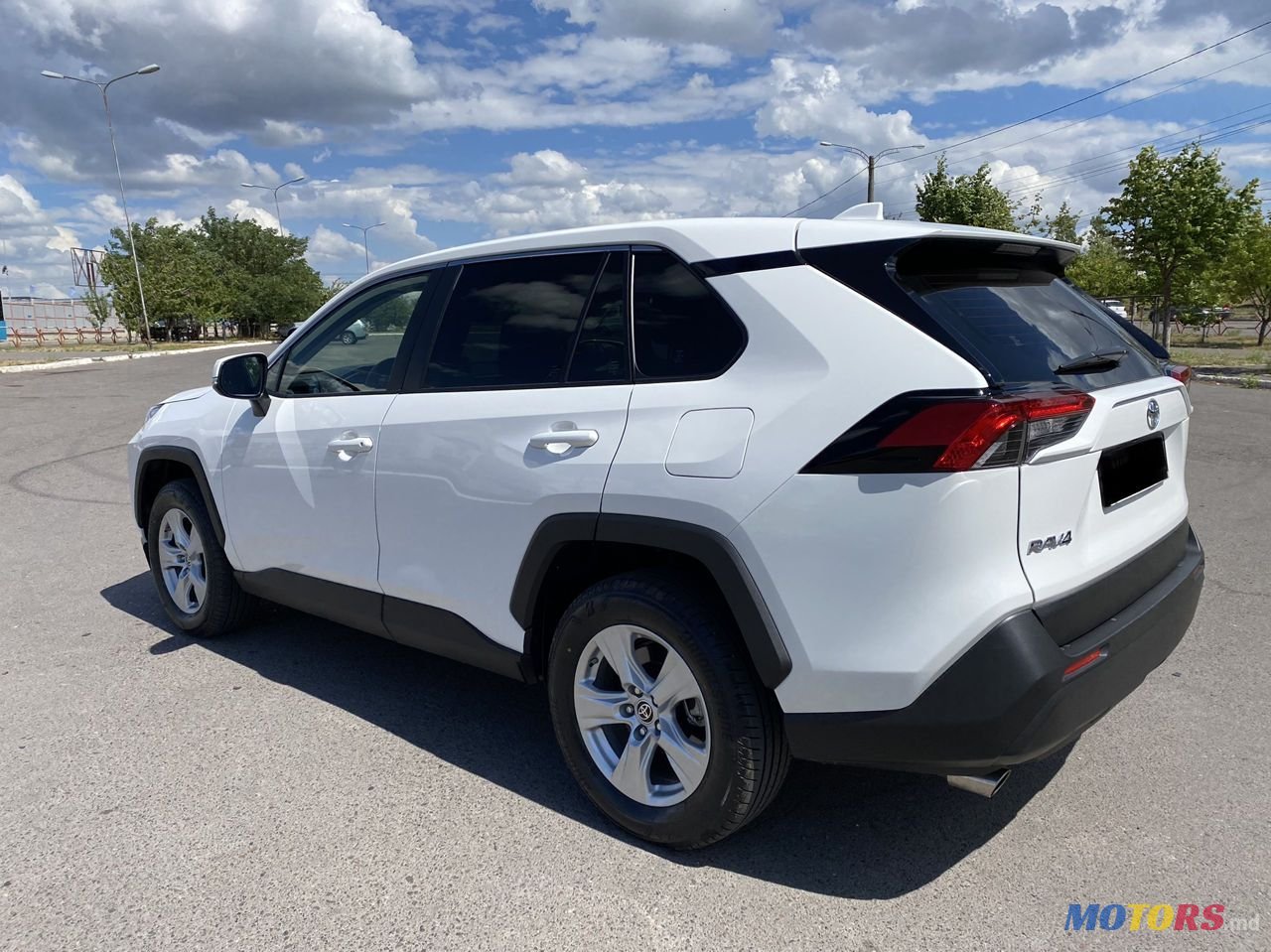 2021' Toyota RAV4 photo #6