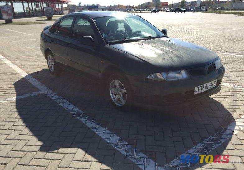1996' Mitsubishi Carisma photo #1