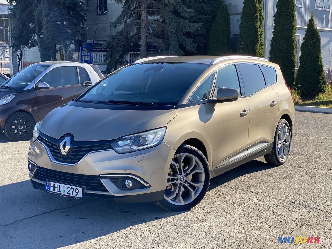 2017' Renault Grand Scenic photo #3