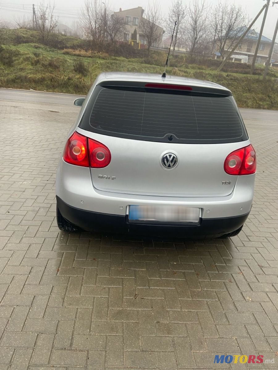 2007' Volkswagen Golf photo #4