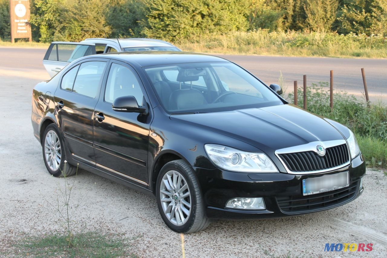 2012' Skoda Octavia photo #1