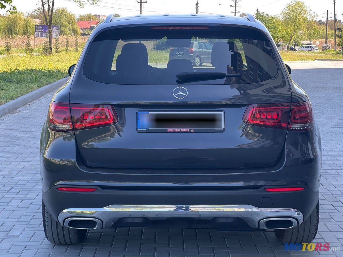 2021' Mercedes-Benz GLC photo #5