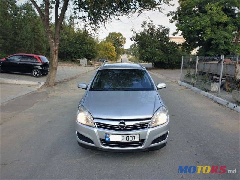 2009' Opel Astra photo #3