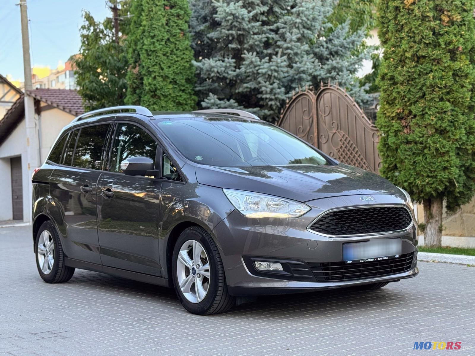 2016' Ford Grand C-MAX photo #3