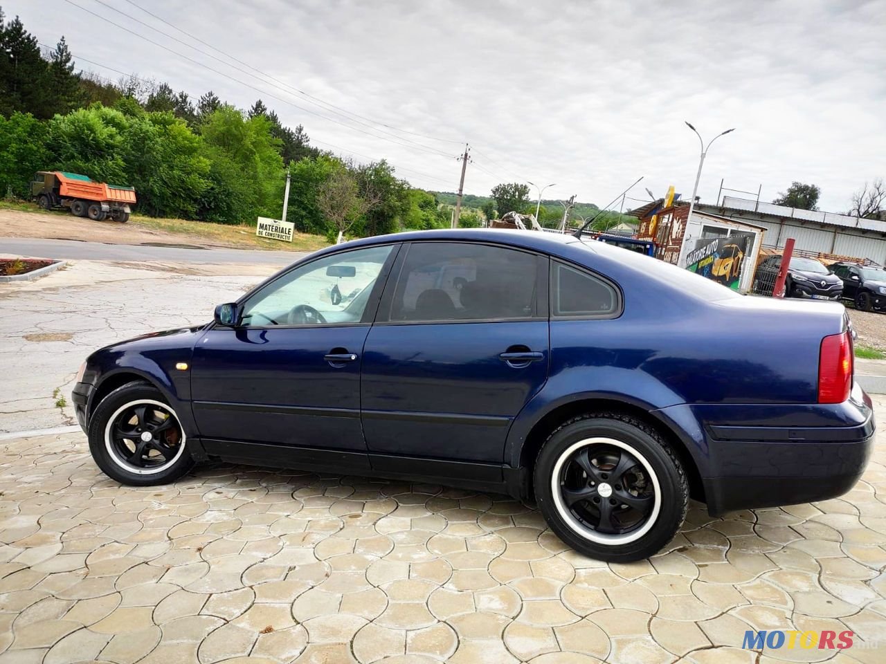 1998' Volkswagen Passat photo #4