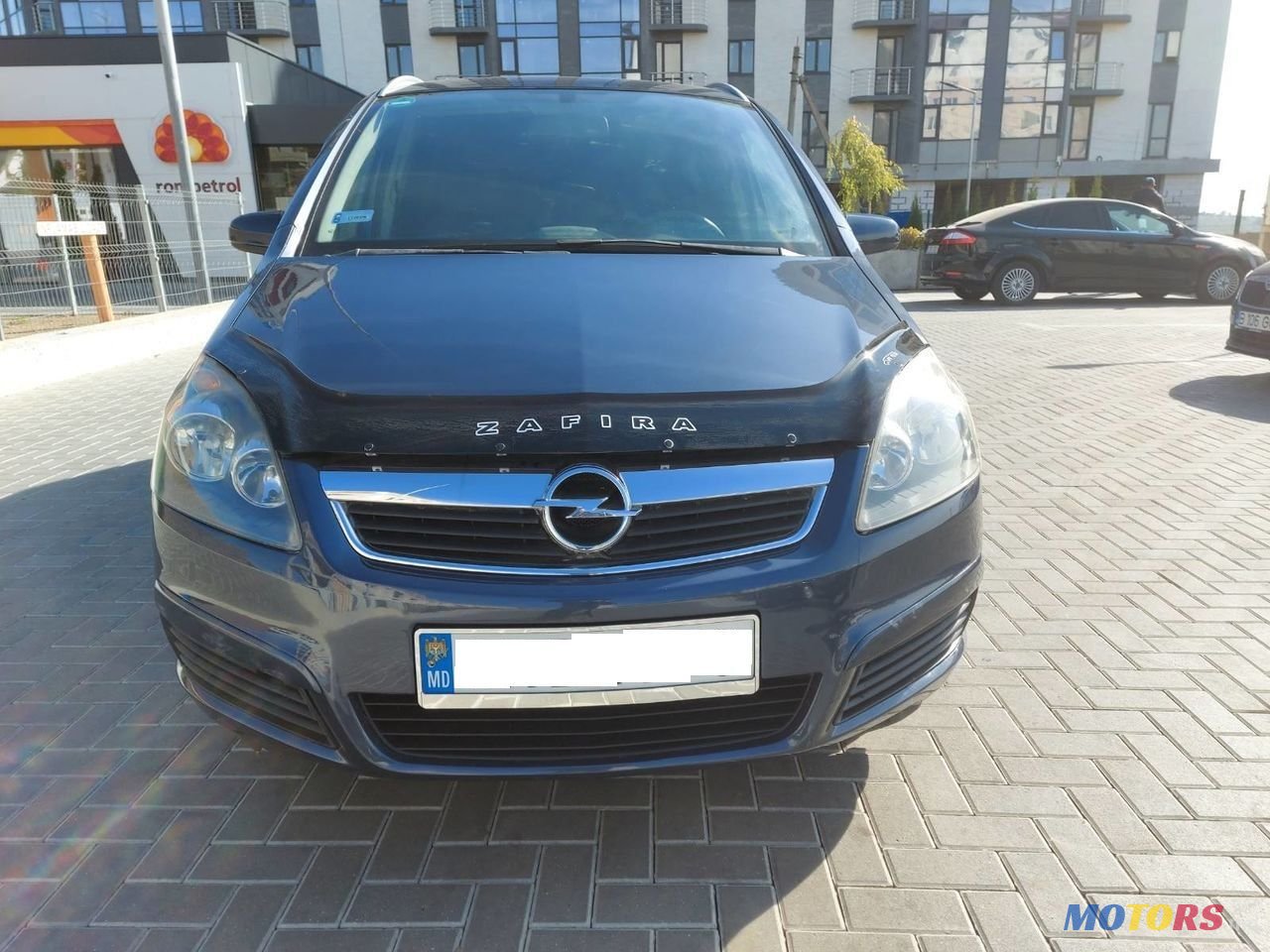 2007' Opel Zafira photo #2