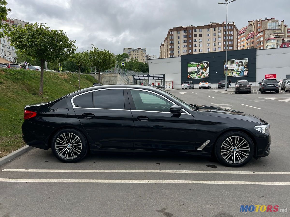 2019' BMW 5 Series photo #4
