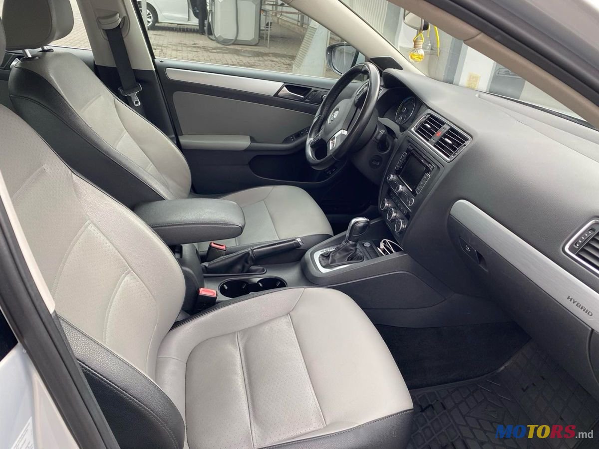 2013' Volkswagen Jetta photo #6