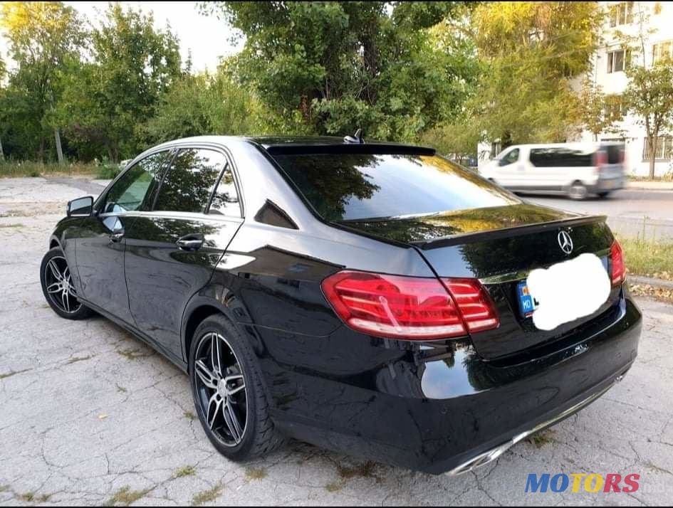 2014' Mercedes-Benz E Класс photo #4