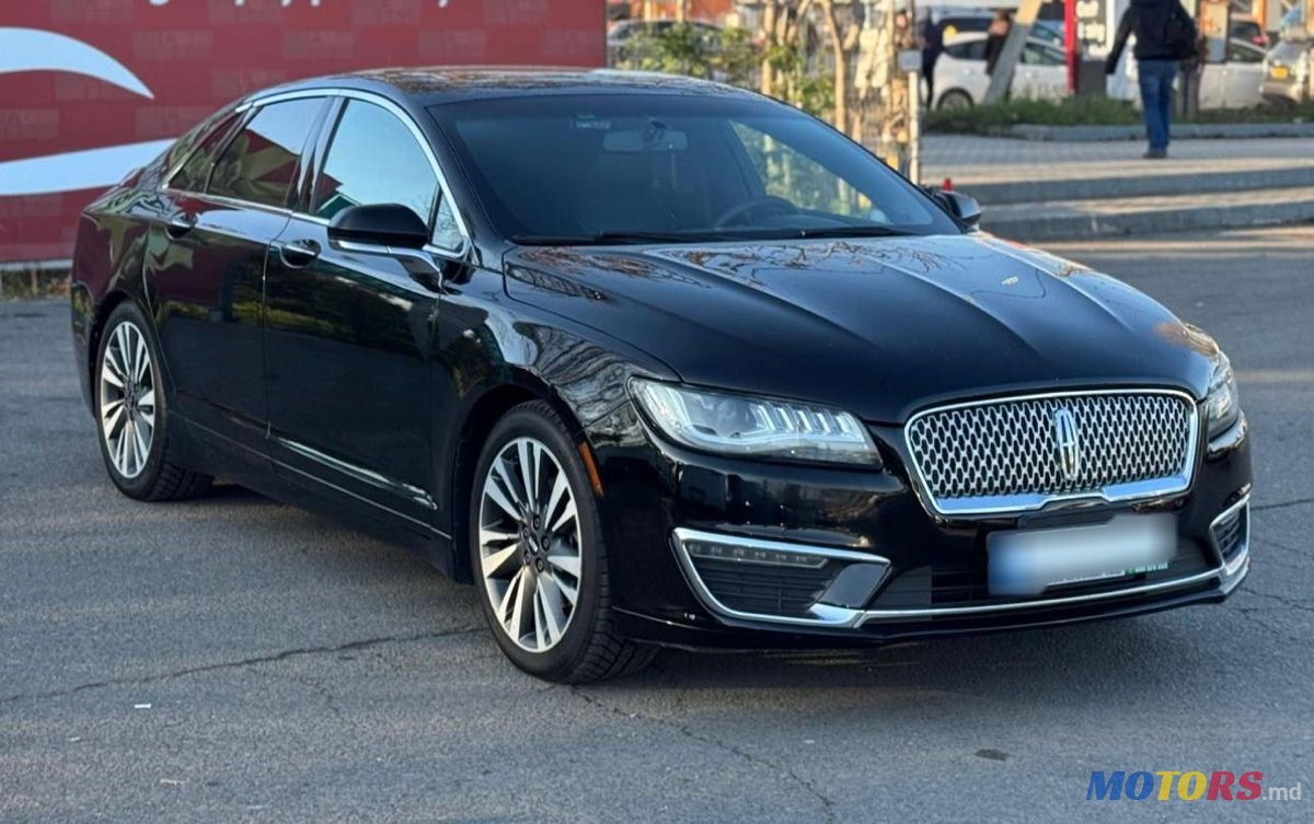 2016' Lincoln MKZ photo #2