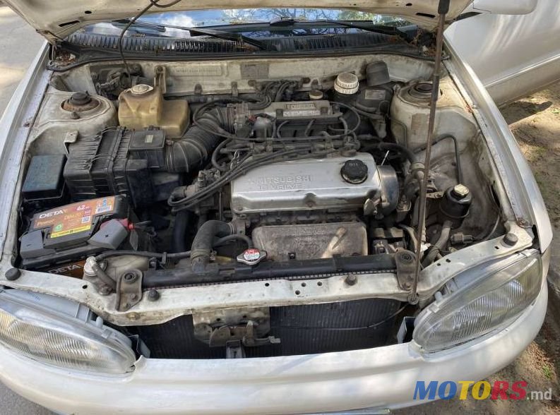 1993' Mitsubishi Colt photo #3