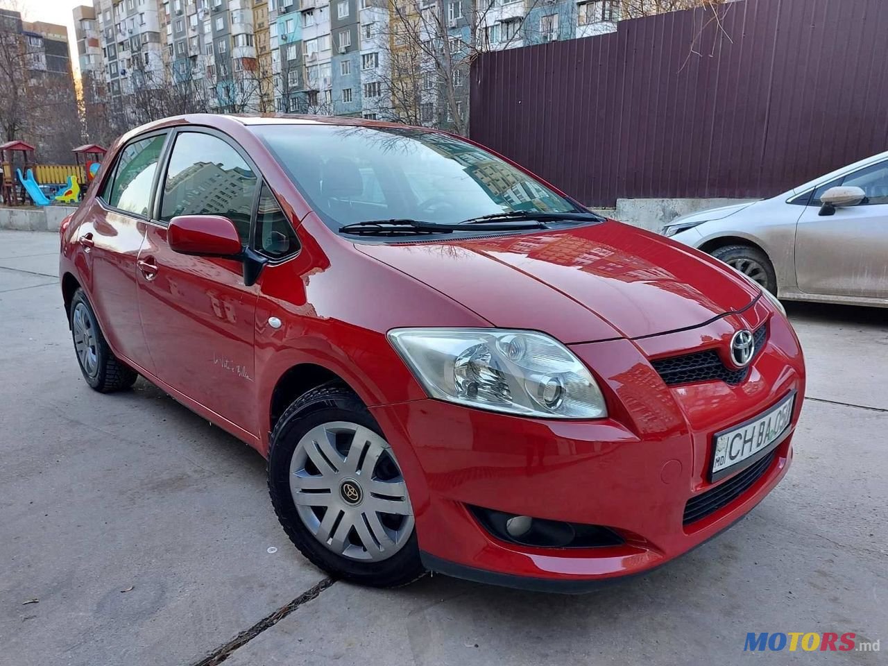 2008' Toyota Auris photo #2