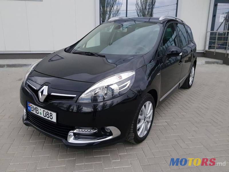 2013' Renault Grand Scenic photo #2