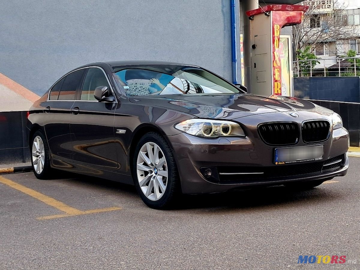2013' BMW 5 Series photo #6
