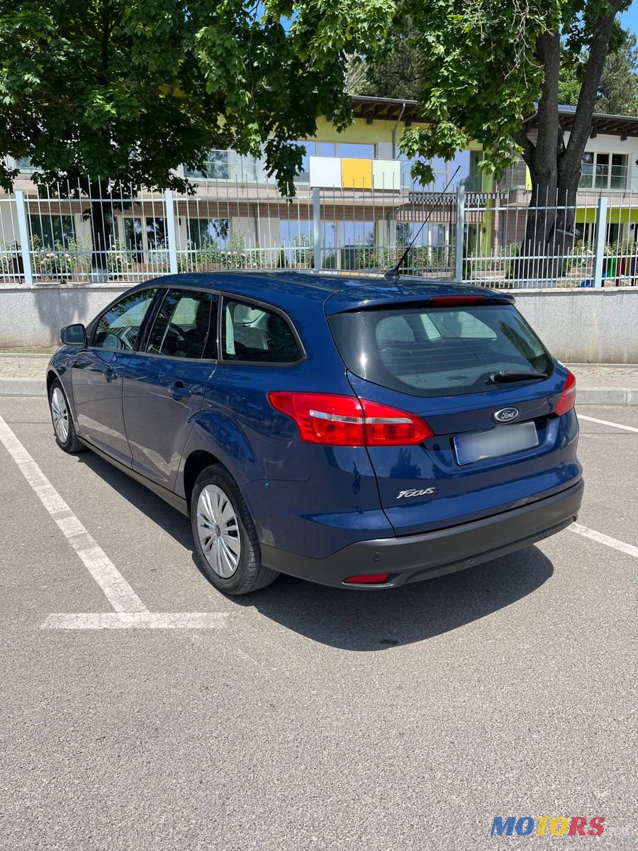 2016' Ford Focus photo #2
