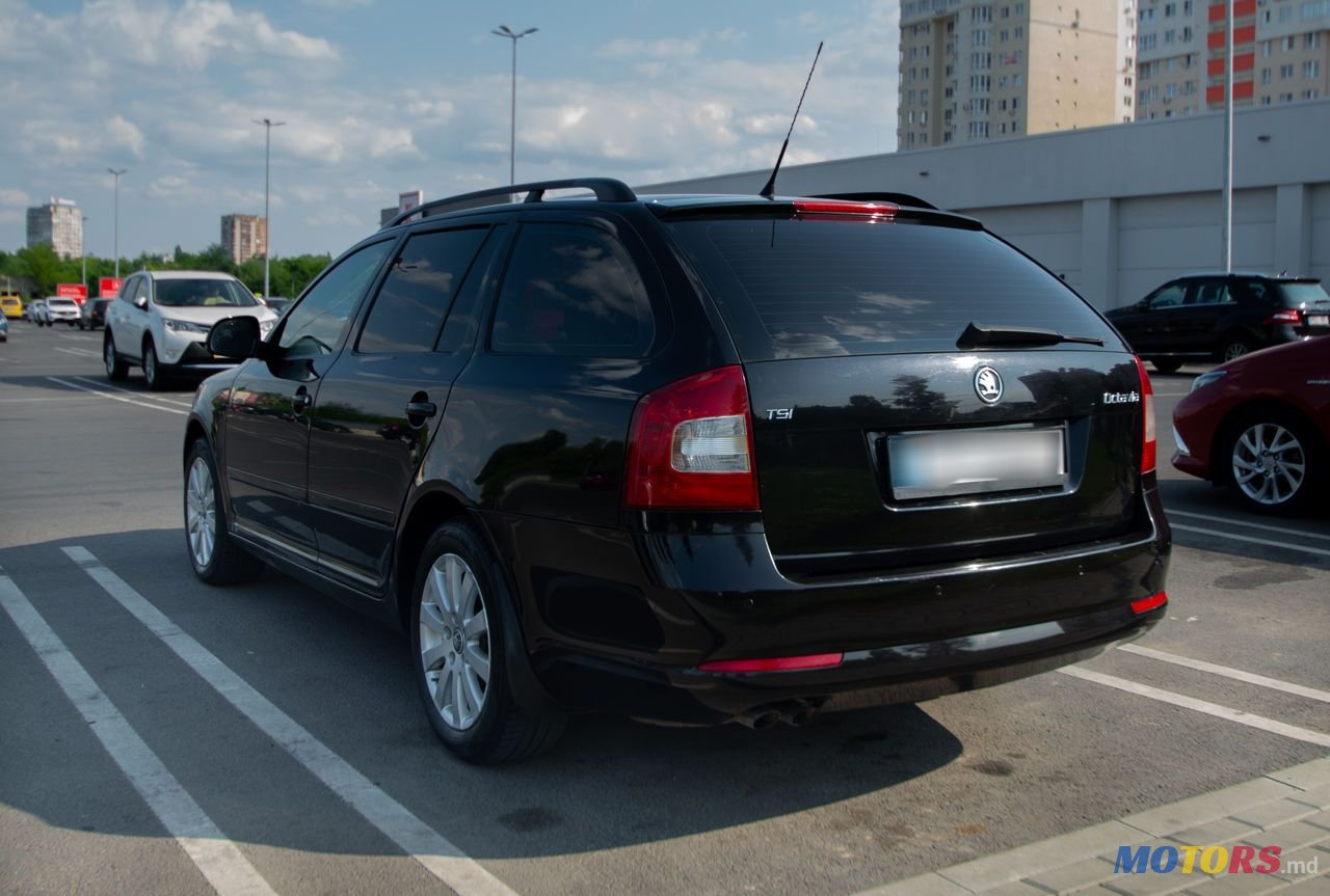 2011' Skoda Octavia photo #4