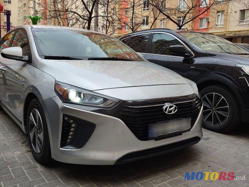 2016' Hyundai Ioniq photo #1