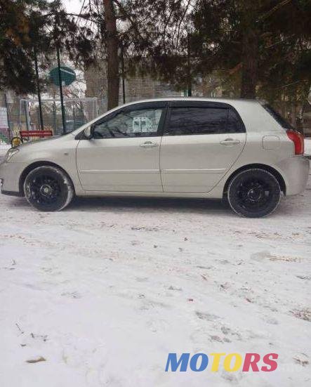 2005' Toyota Corolla photo #1