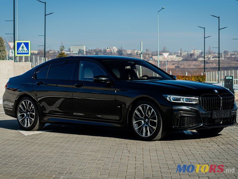 2020' BMW 7 Series photo #4