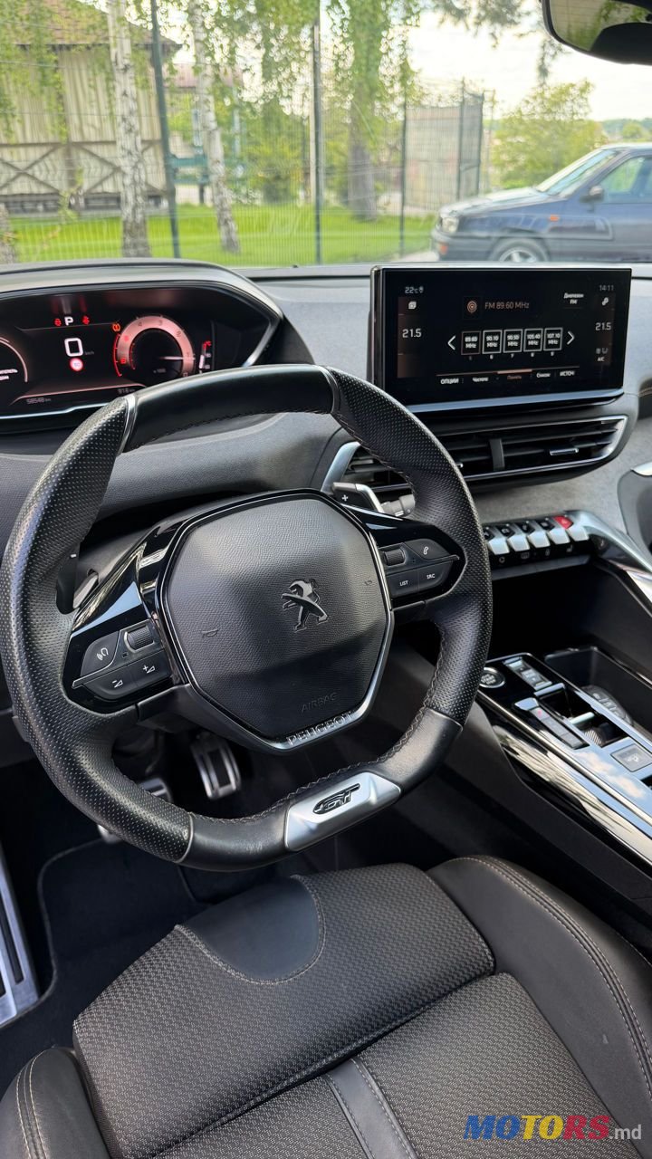2023' Peugeot 3008 photo #6