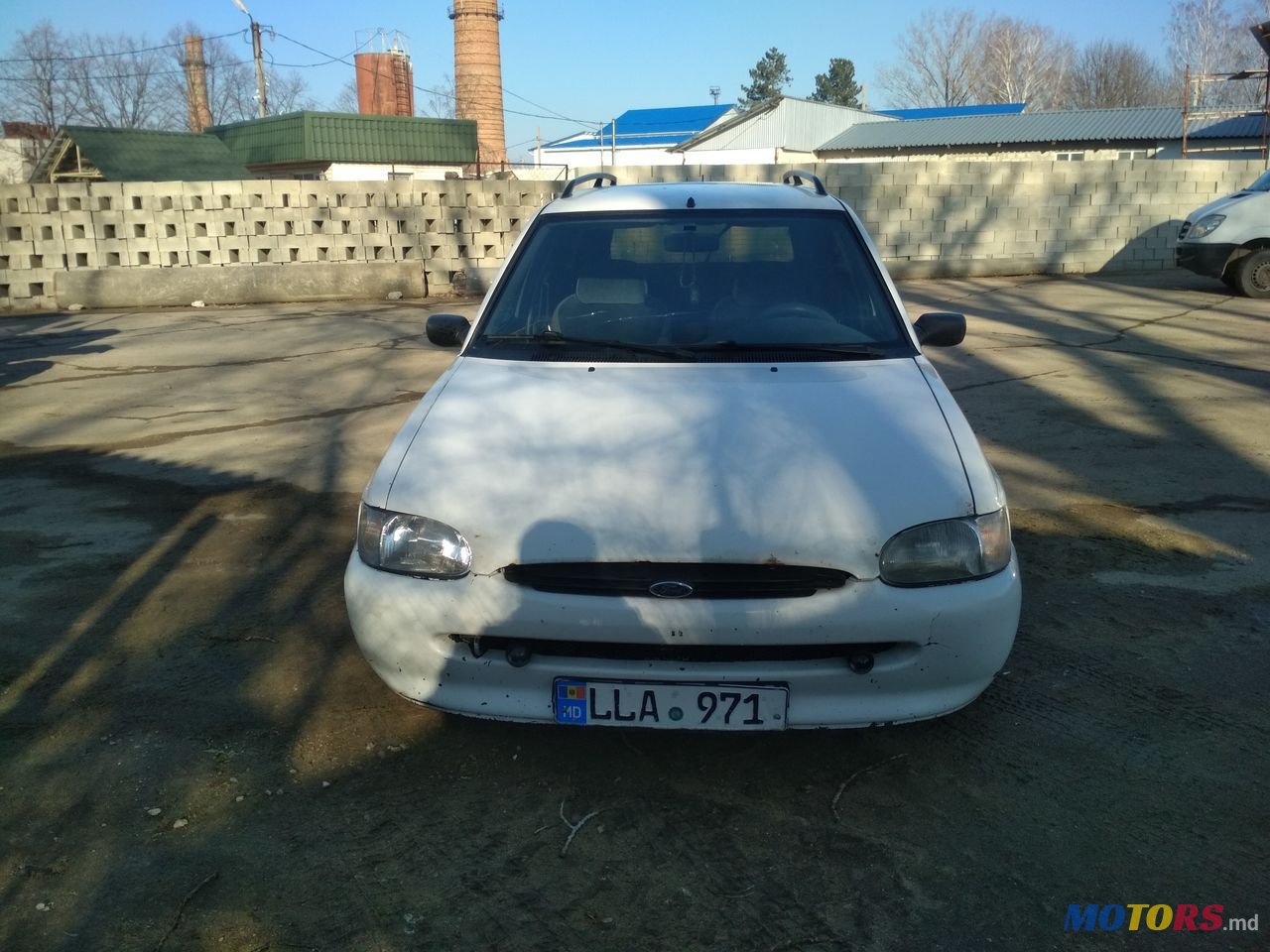 1997' Ford Escort photo #3