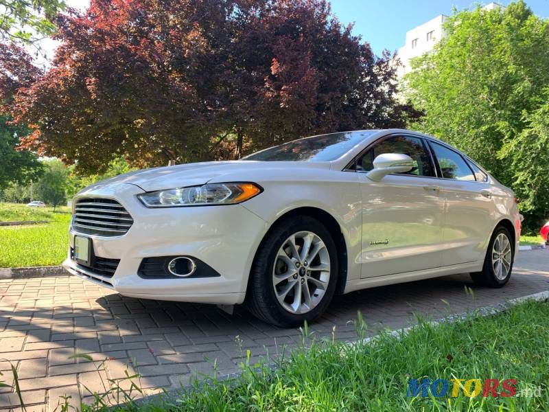 2013' Ford Fusion photo #4