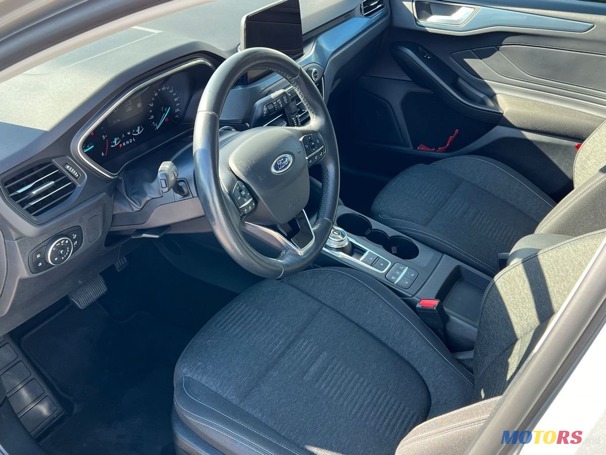 2021' Ford Focus photo #5