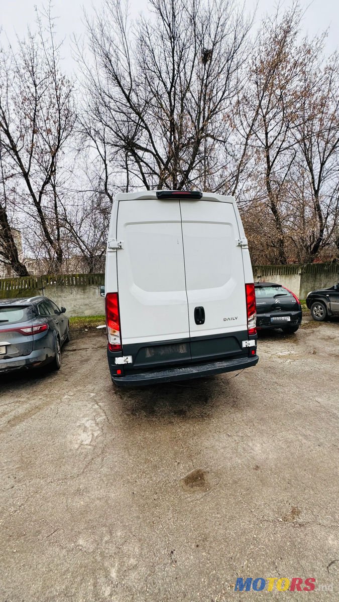 2015' Iveco Daily photo #3