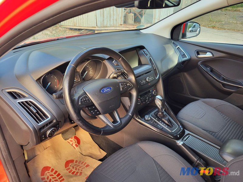 2015' Ford Focus photo #5