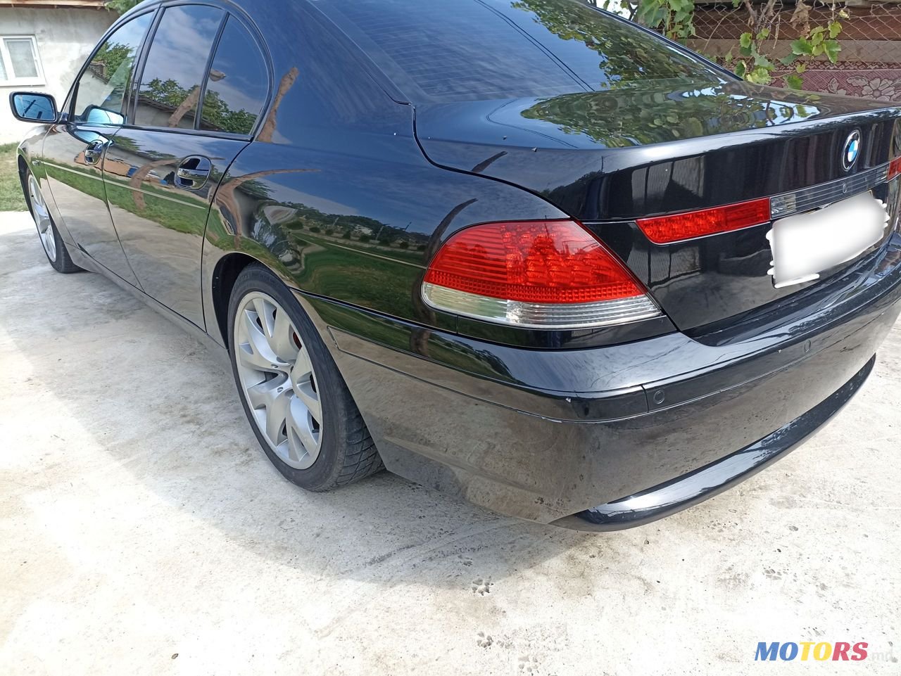 2004' BMW 7 Series photo #5