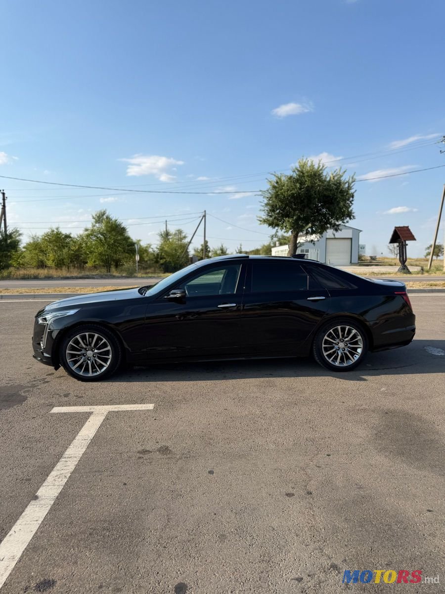 2019' Cadillac CT6 photo #2