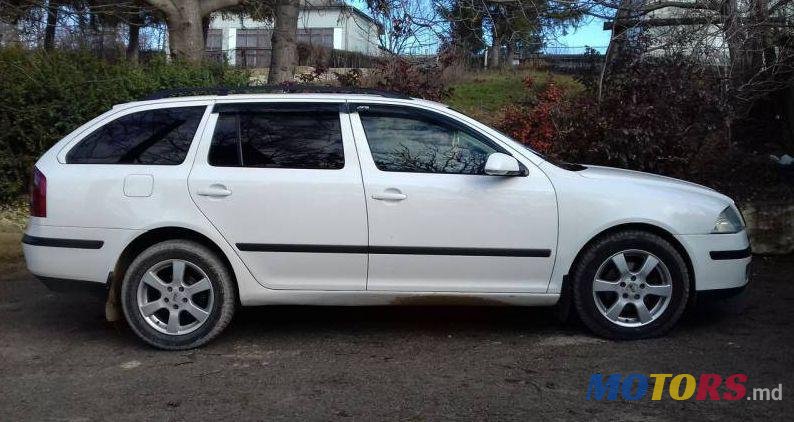 2007' Skoda Octavia photo #1